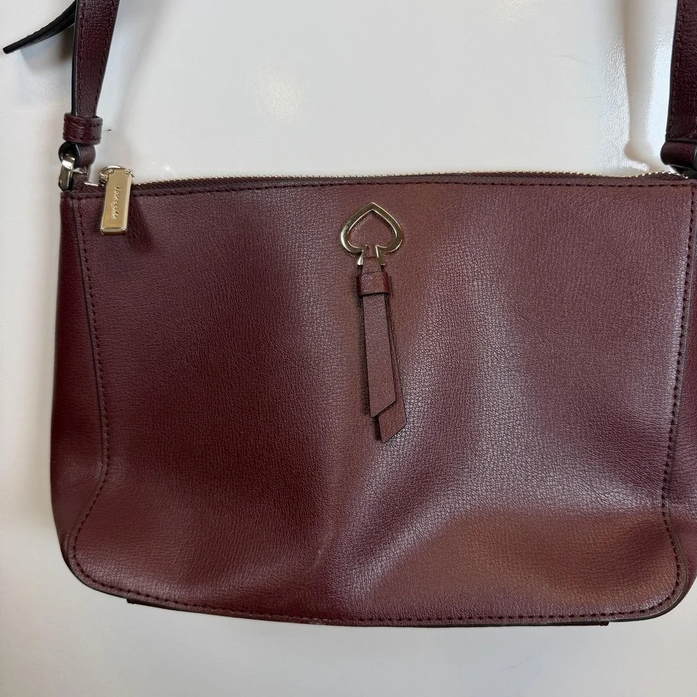 Kate Spade Crossbody Bag Womens Small Burgundy Leather Zip Purse Gold Hardware
